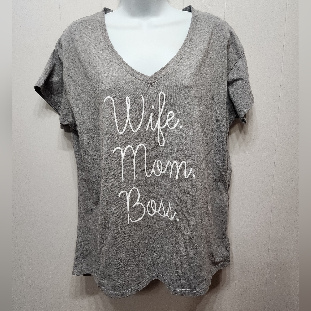 Wife Mom Boss Shirt XL Tunic Scoop Neck Hi Low Cap Sleeves Casual‎ Gray B429